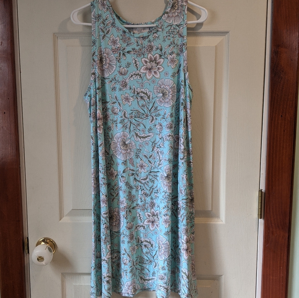 Loft large light teal with floral pattern
